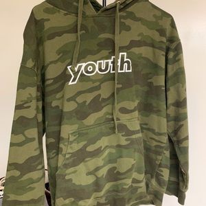 YOUTH Camo Hoodie (Size Large)